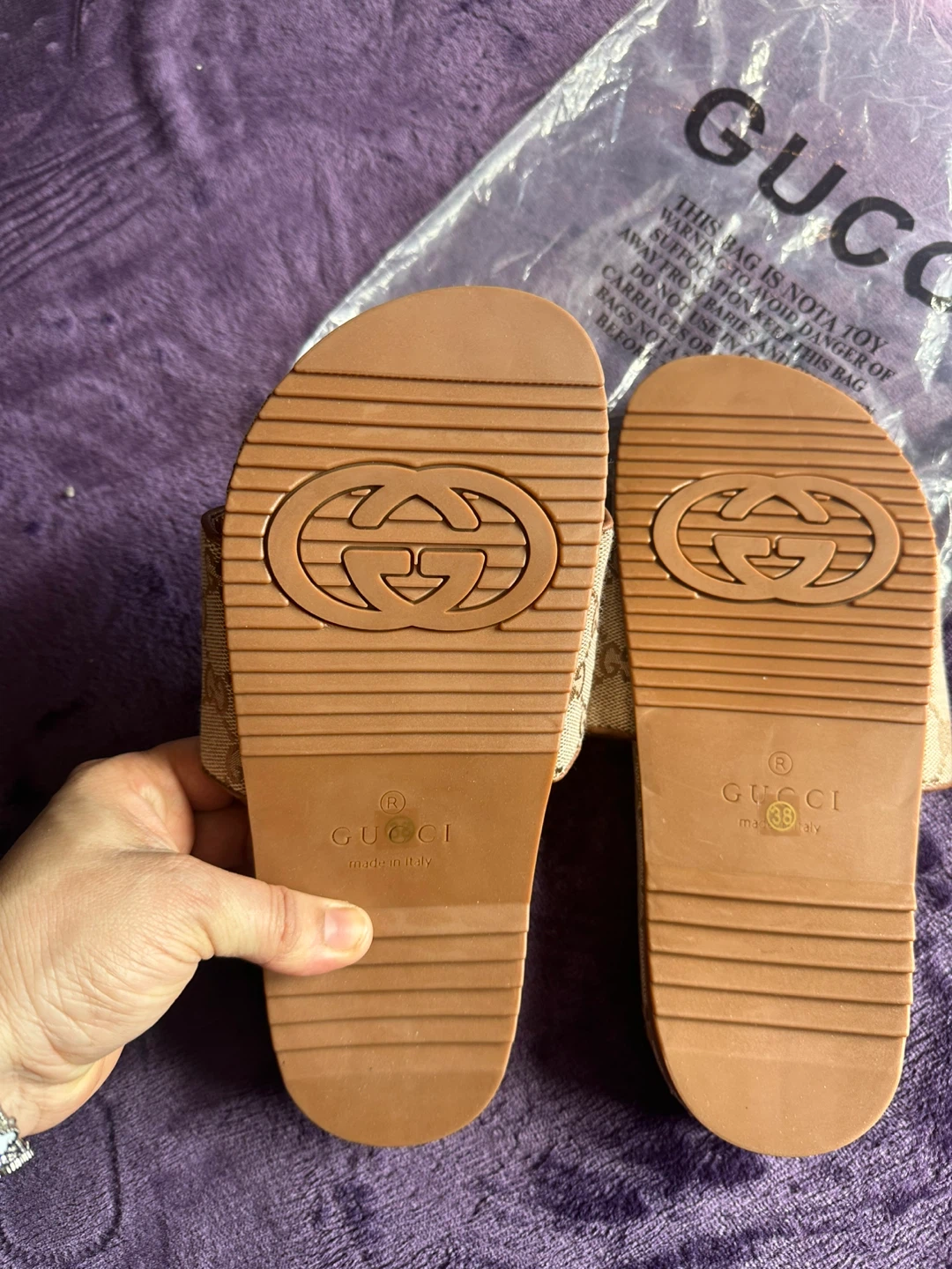 Gucci Slides - photo 2