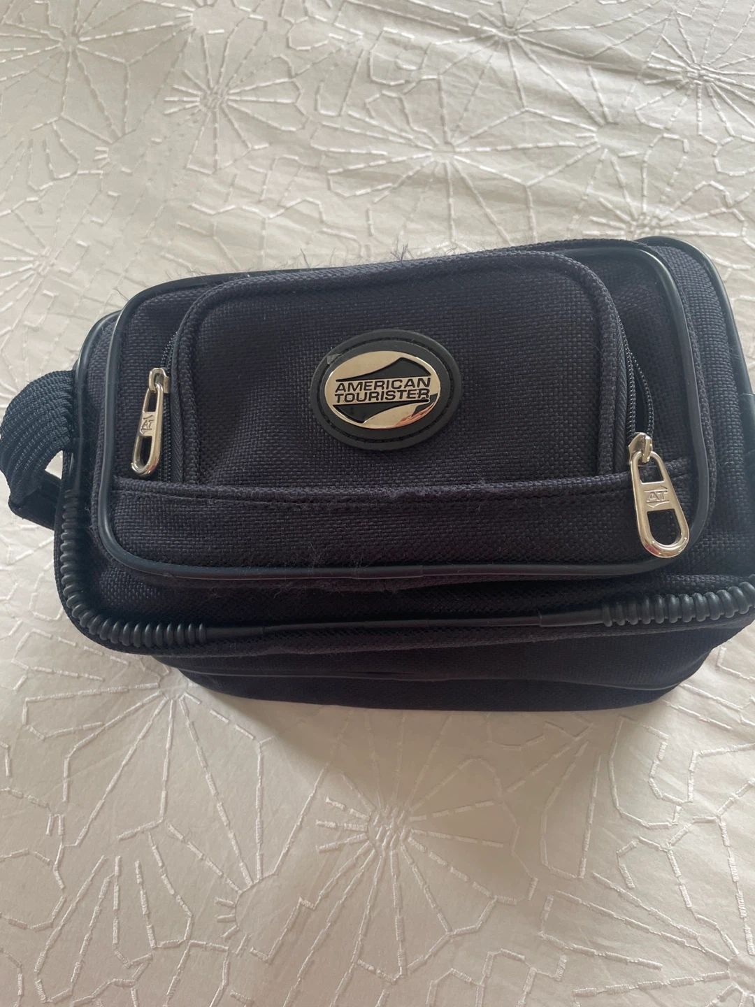American Tourister black travel pouch