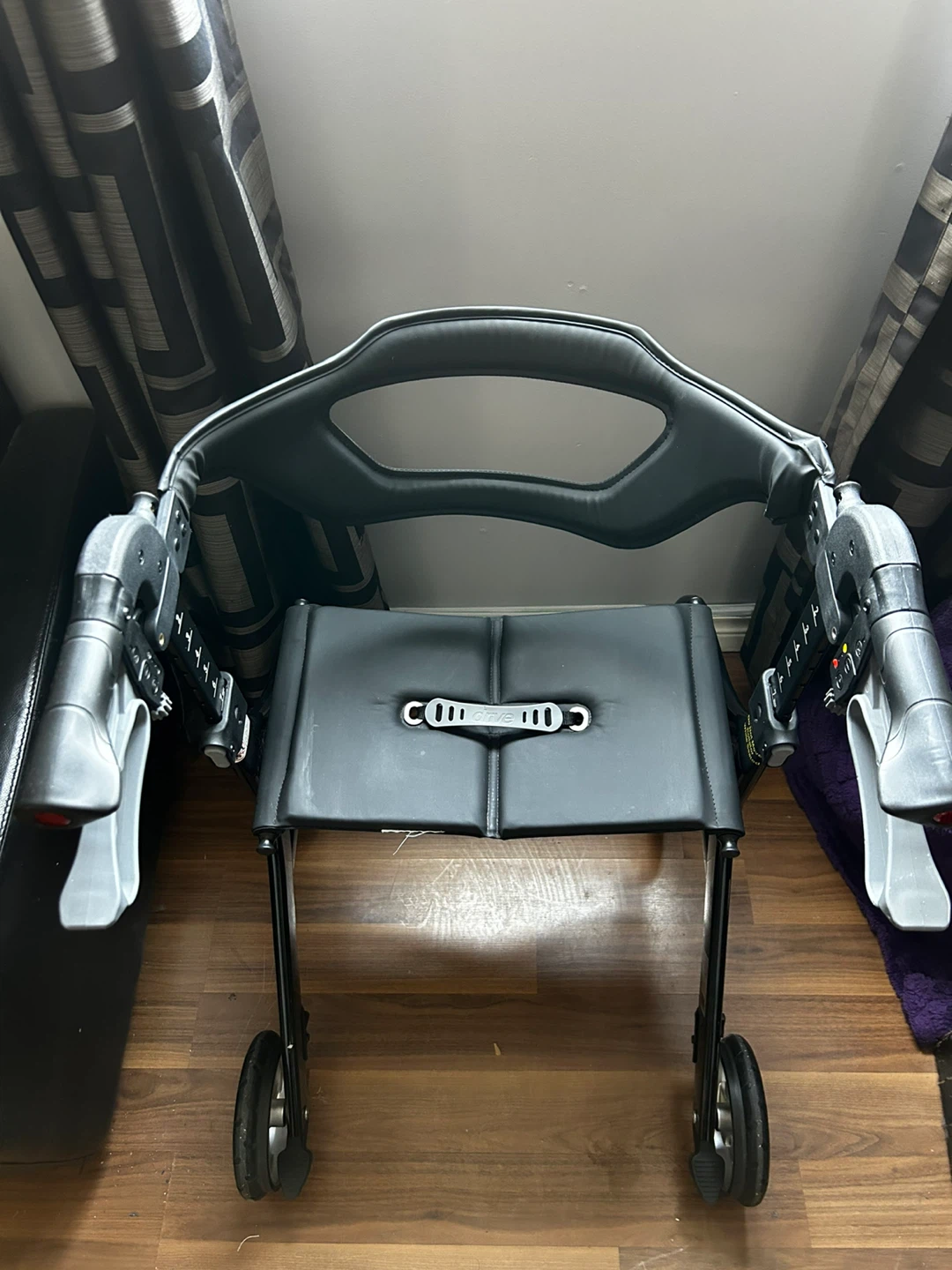 Drive Medical Nitro Sprint Foldable Rollator Walker - Black