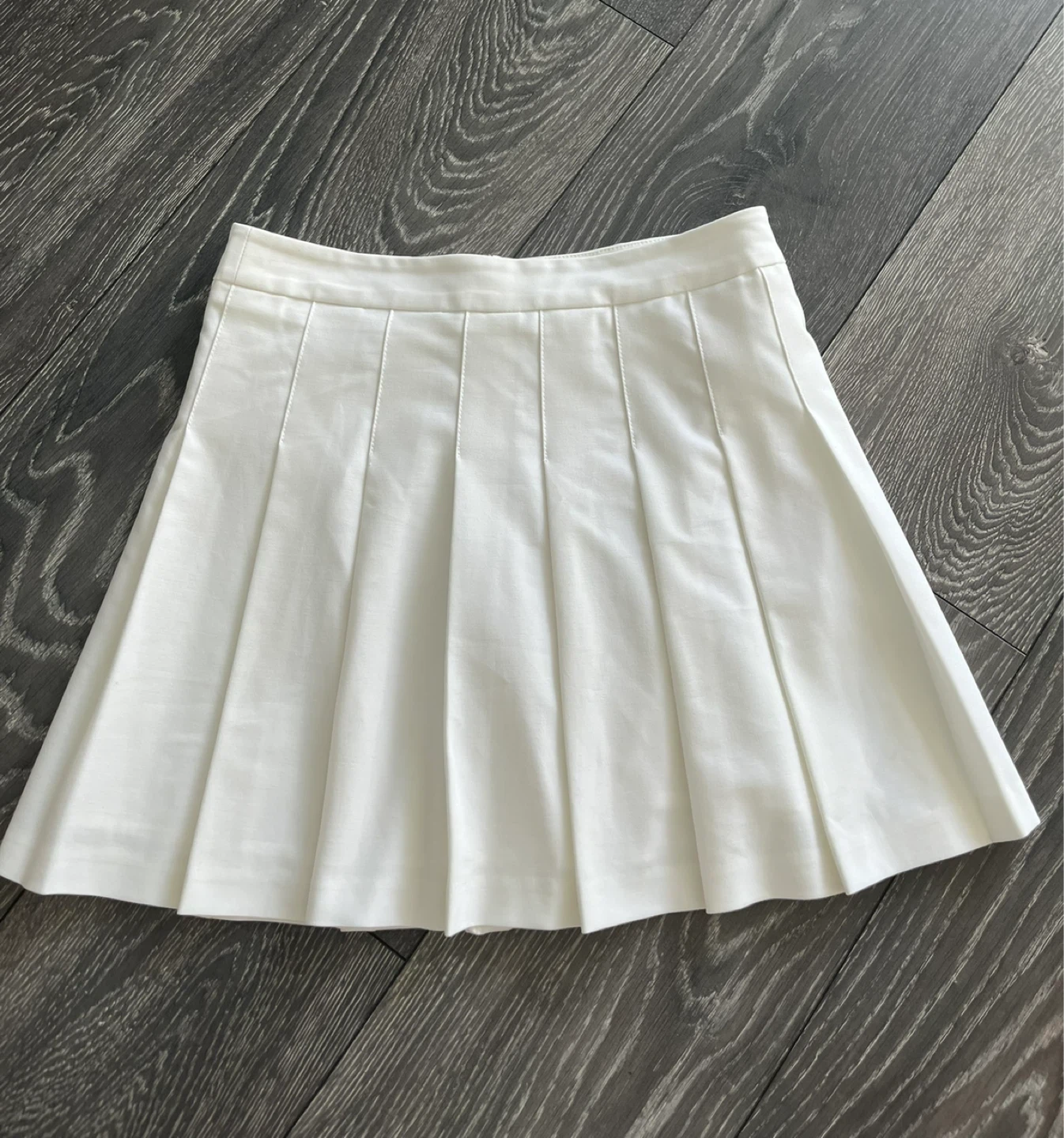 Aritzia Sunday Best White Pleated Skirt Size 4