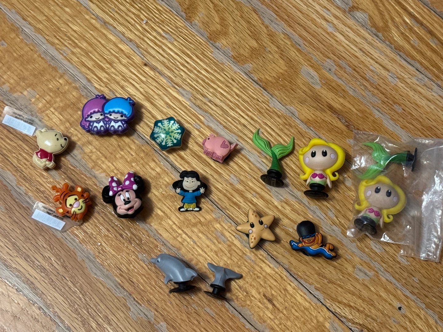 Assorted Jibbitz charms