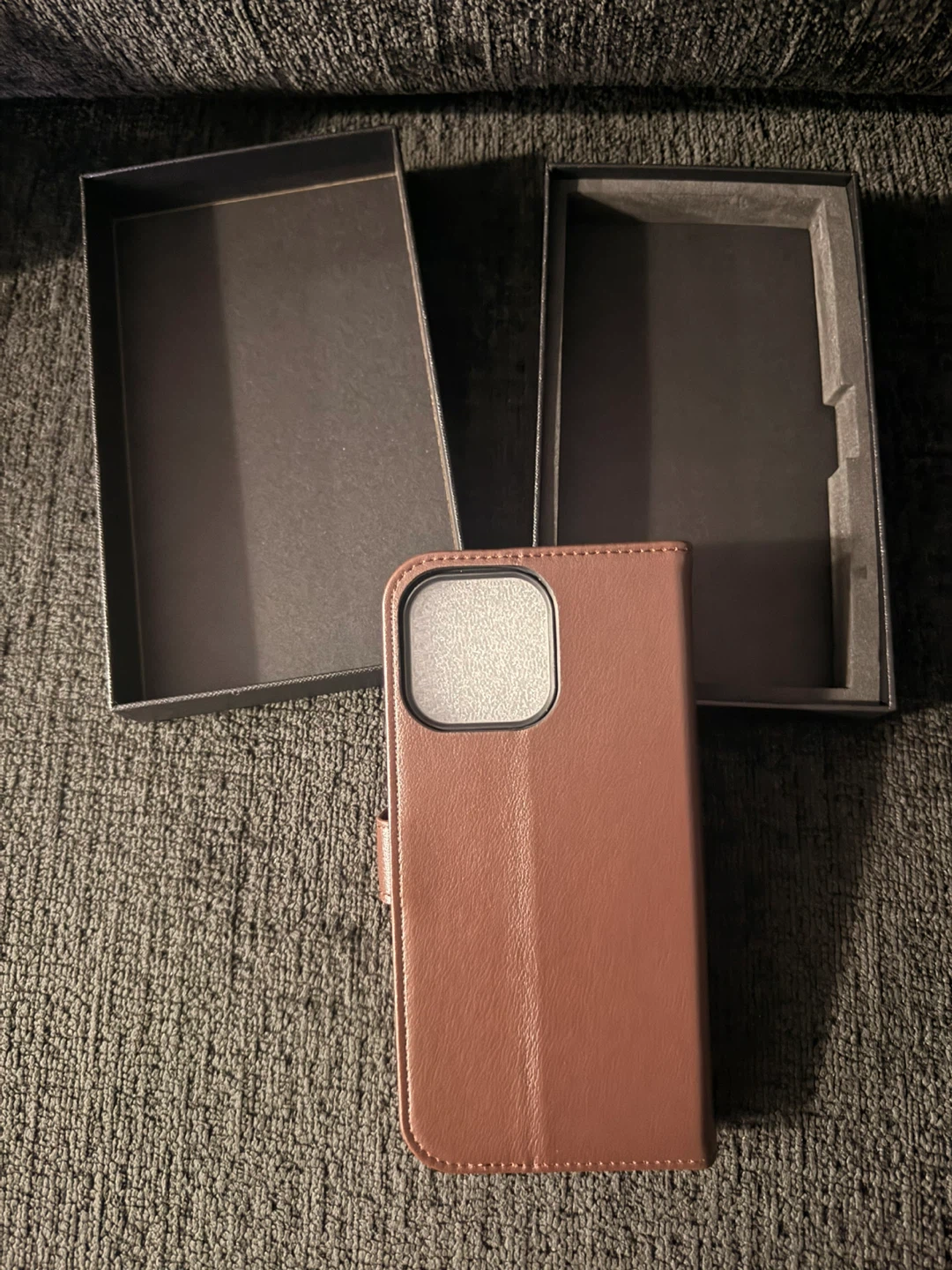 Iphone 16 Pro Max Phone Case - photo 2