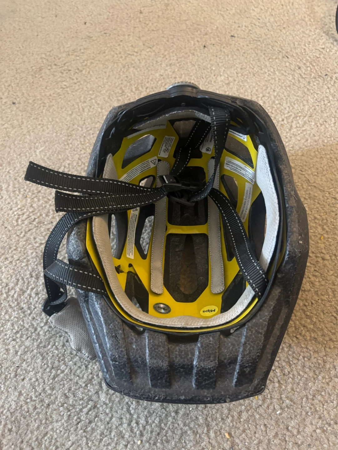Bell Bicycle Helmet with MIPS and Integrated Rear Light - photo 2