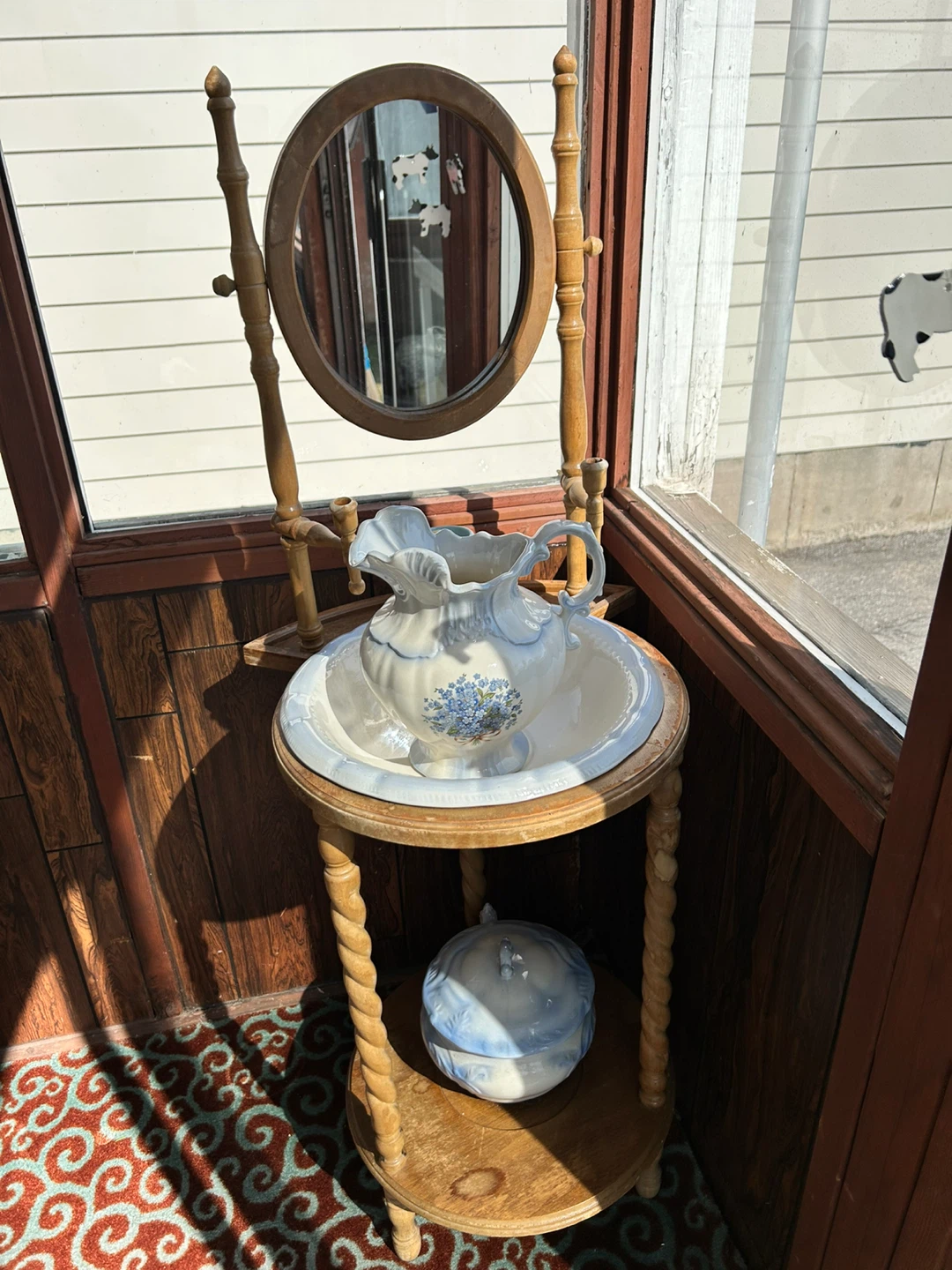 Antique Pitcher and Bowl Wash Basin Set with Mirror