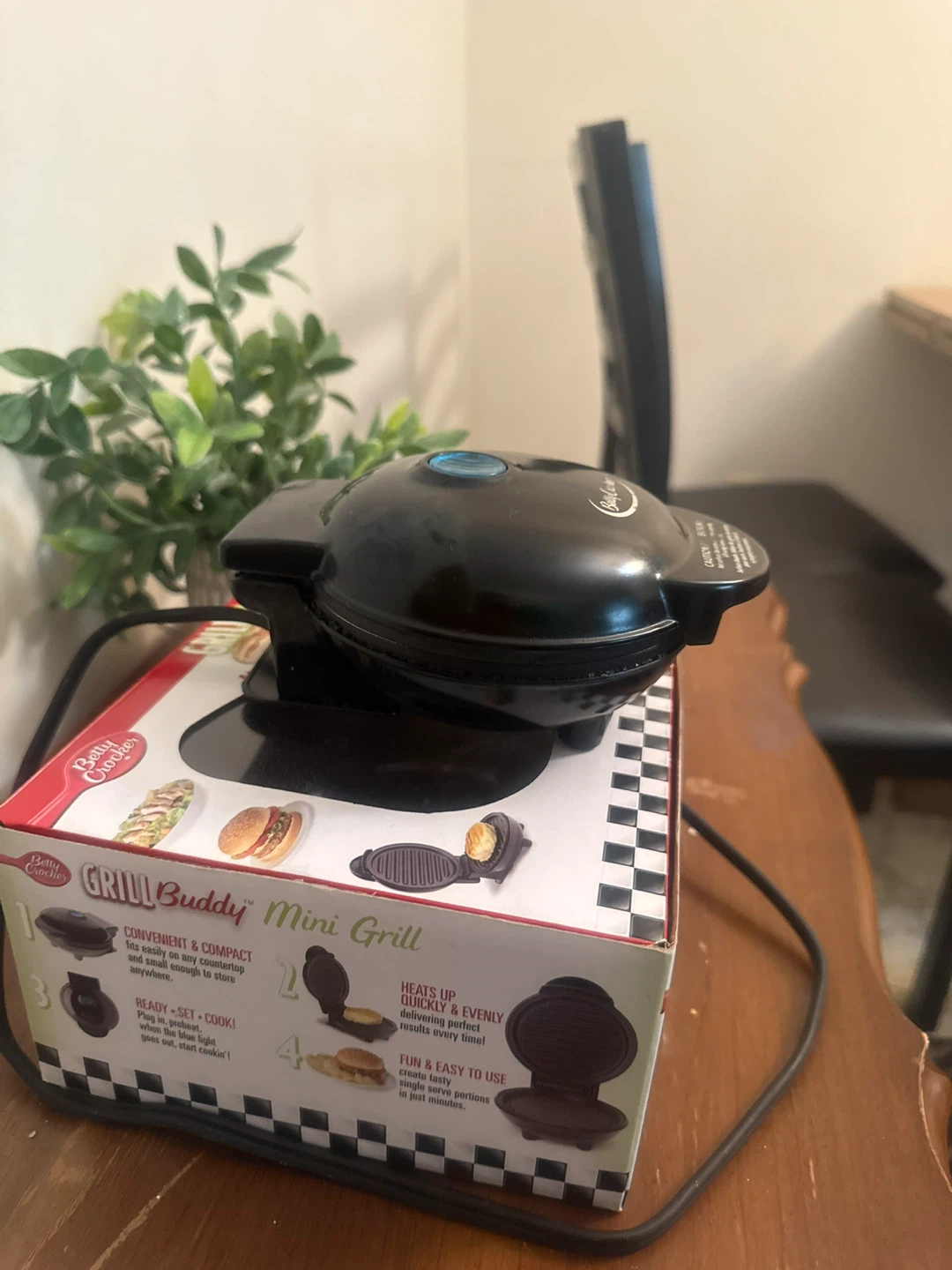 Betty Crocker Mini Grill - photo 3