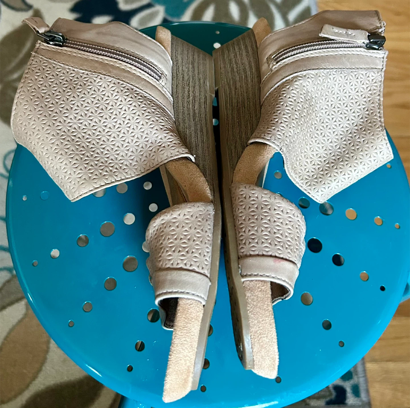 Beige Wedge Sandals - photo 3