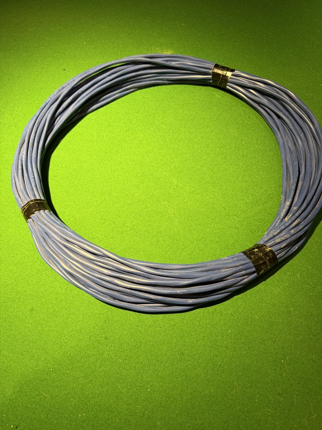 Blue CSA CMG 16 AWG FT4 300 V speaker cable-75 ft - photo 3