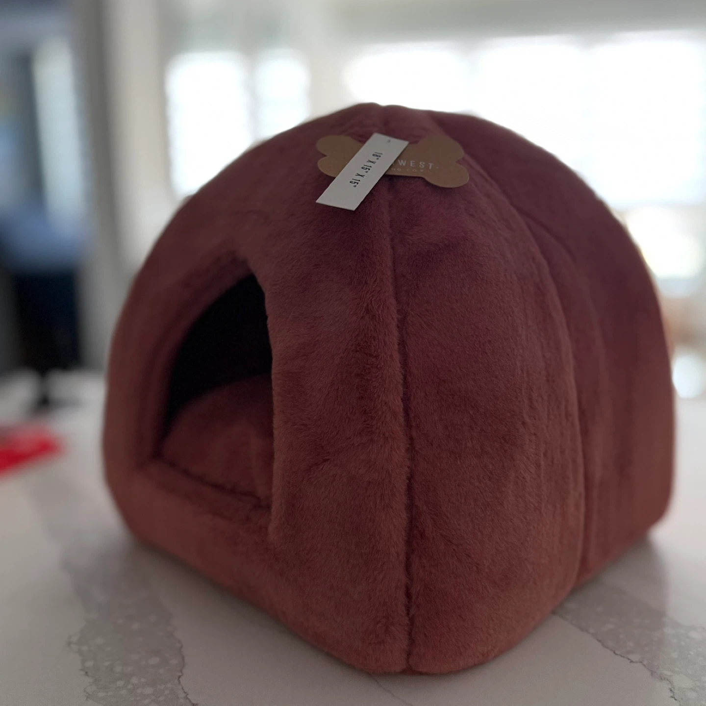 Queen Pet Bed 18" X 15" X 15" - photo 3
