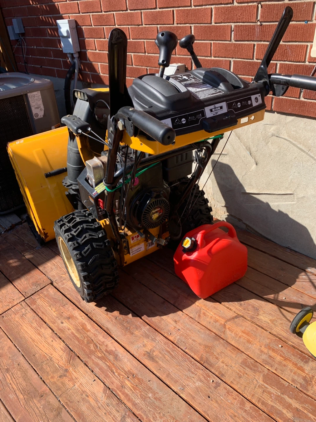 Cub Cadet Snowblower - photo 2