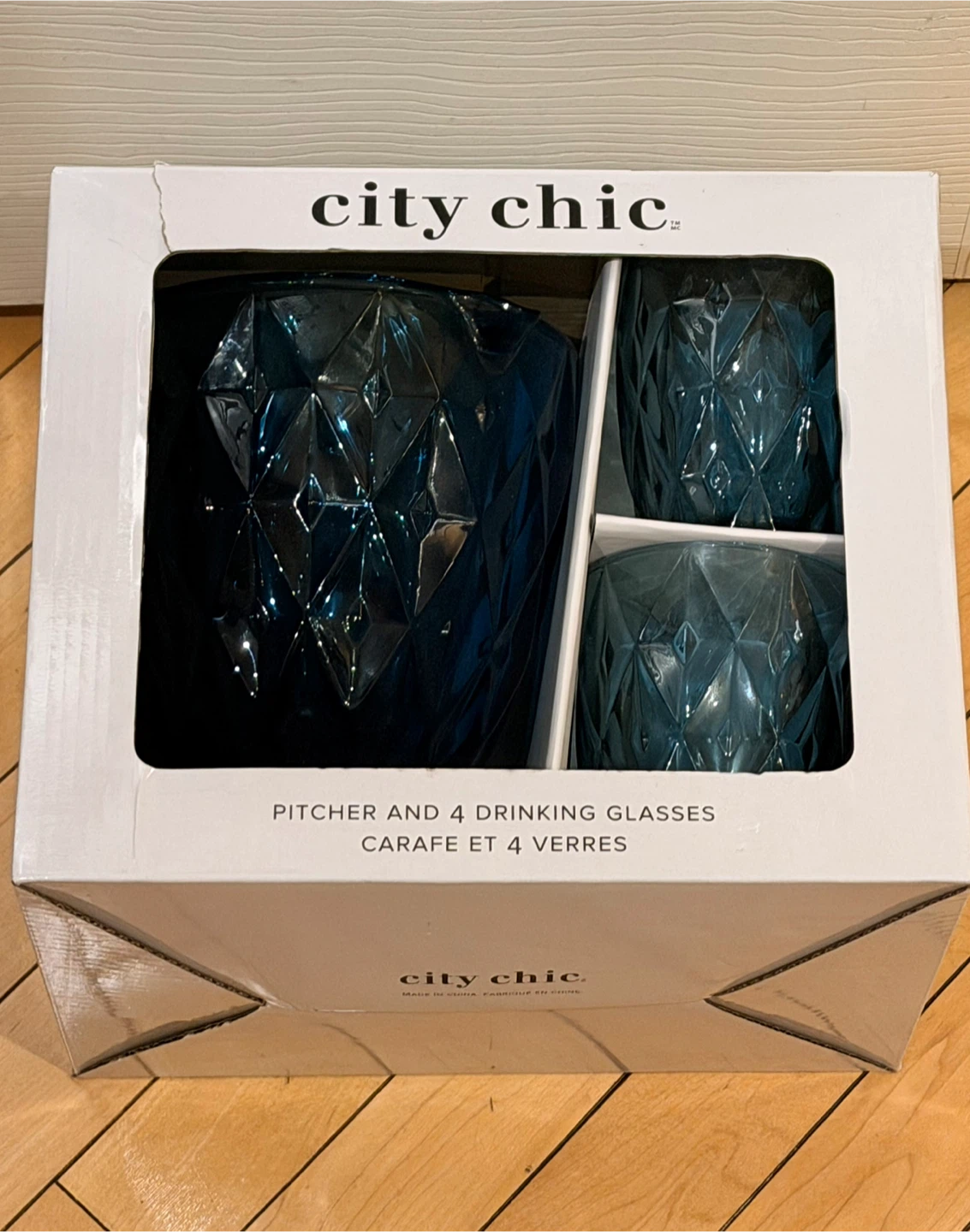 🥕  BNIB City Chic Pitcher and 4 Drinking Glasses Set
