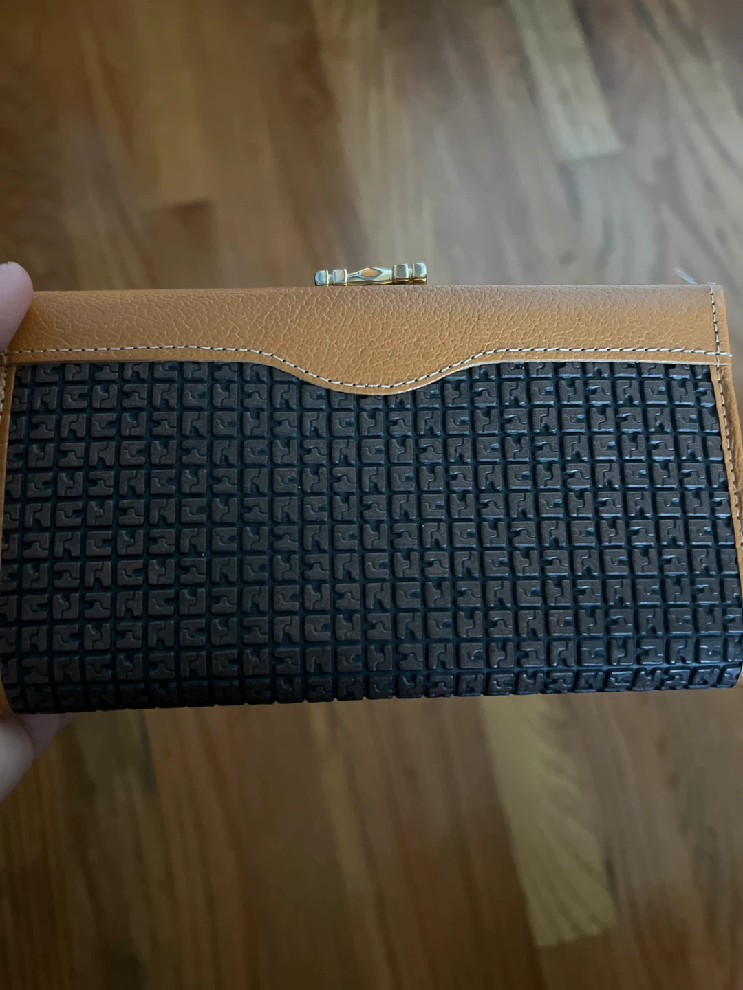 Ted Lapidus Paris Leather Wallet - photo 3