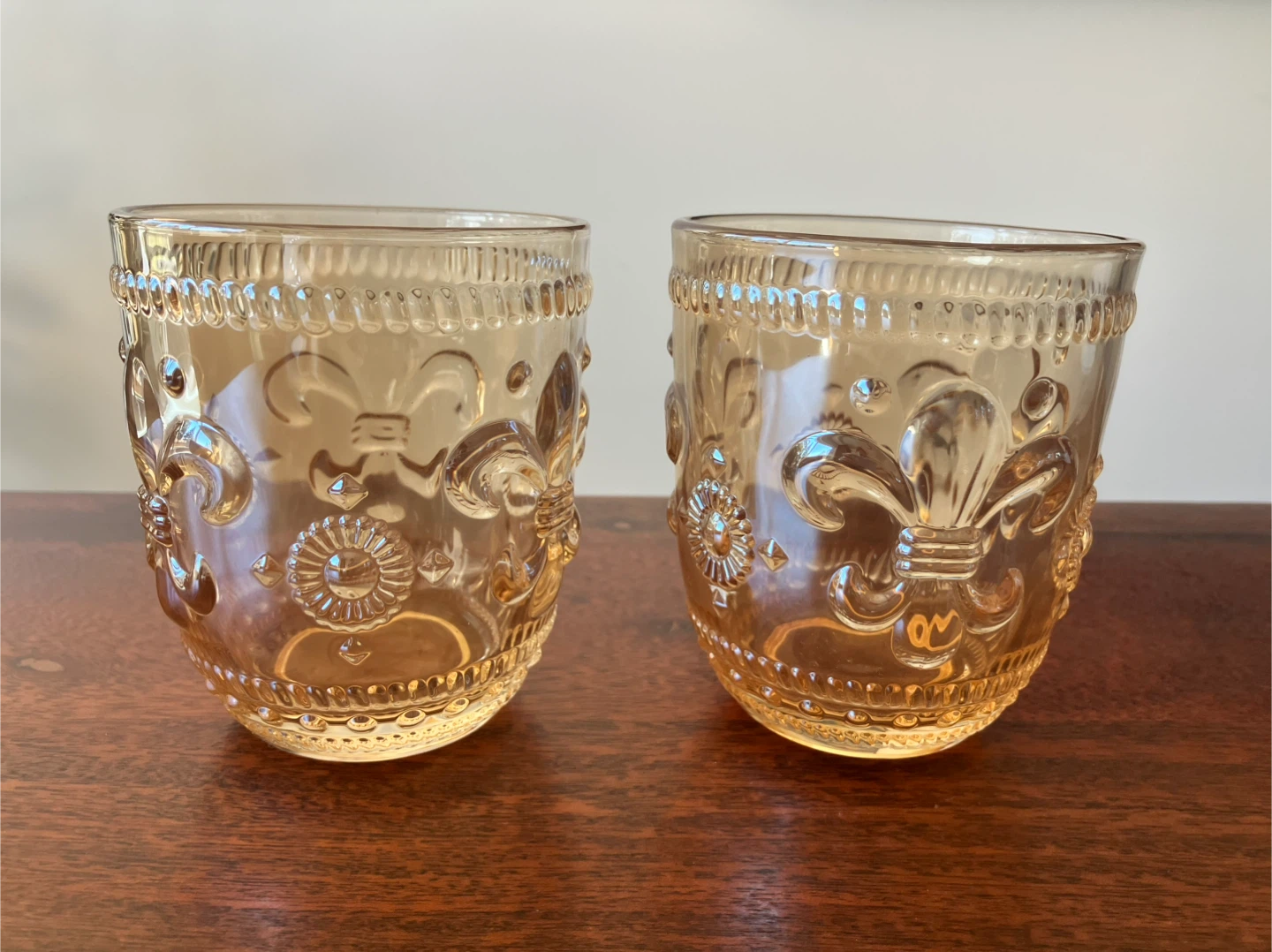 6 Amber Fleur-de-lis Embossed Glasses - photo 2