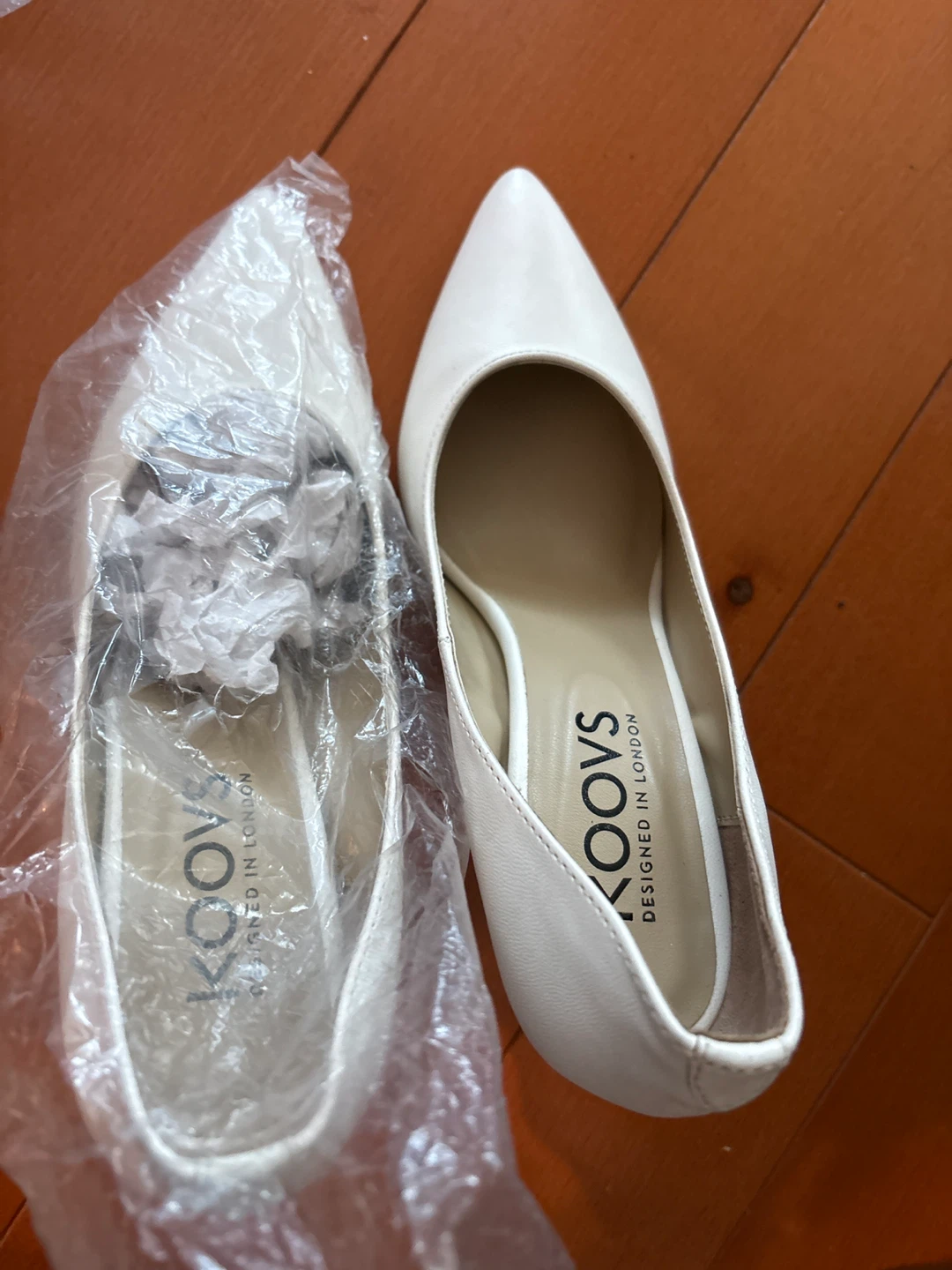KOOVS White Women's Heels Size 7