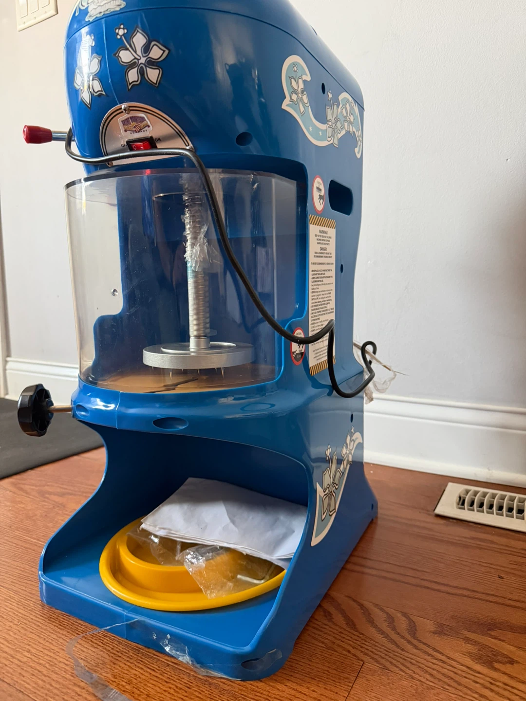 Great Northern Popcorn Company Ice Cub Shaved Ice Machine - photo 2