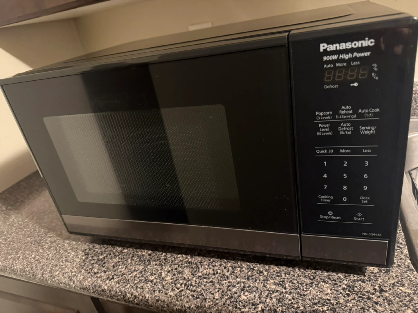 Panasonic 900W Microwave Oven NN-SG448S - photo 3