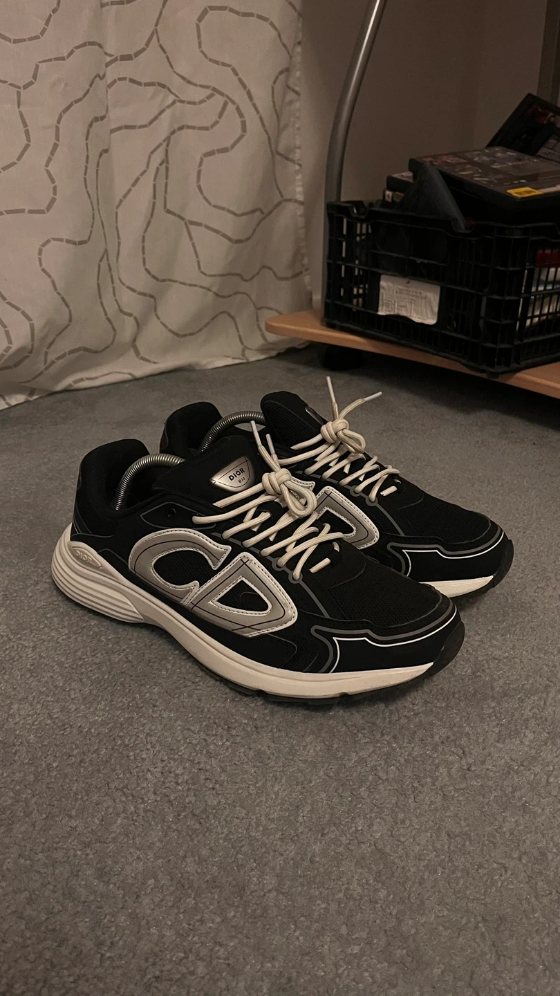 Dior b30