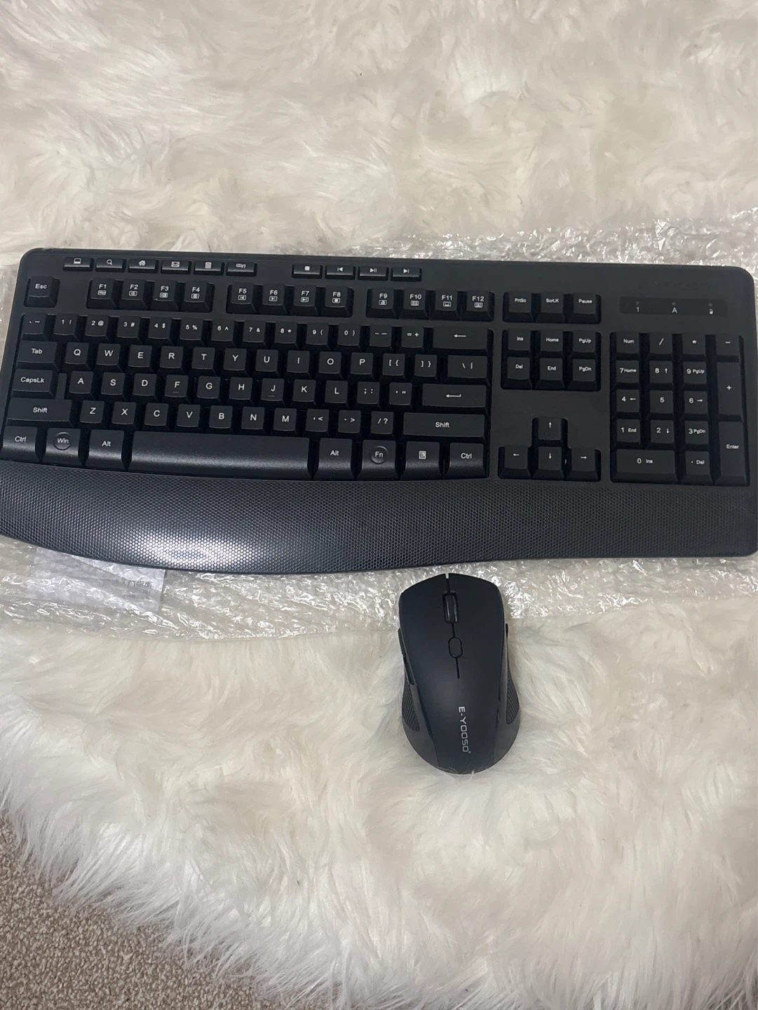 E-YOOSO E787 Wireless Keyboard and Mouse Combo - photo 2