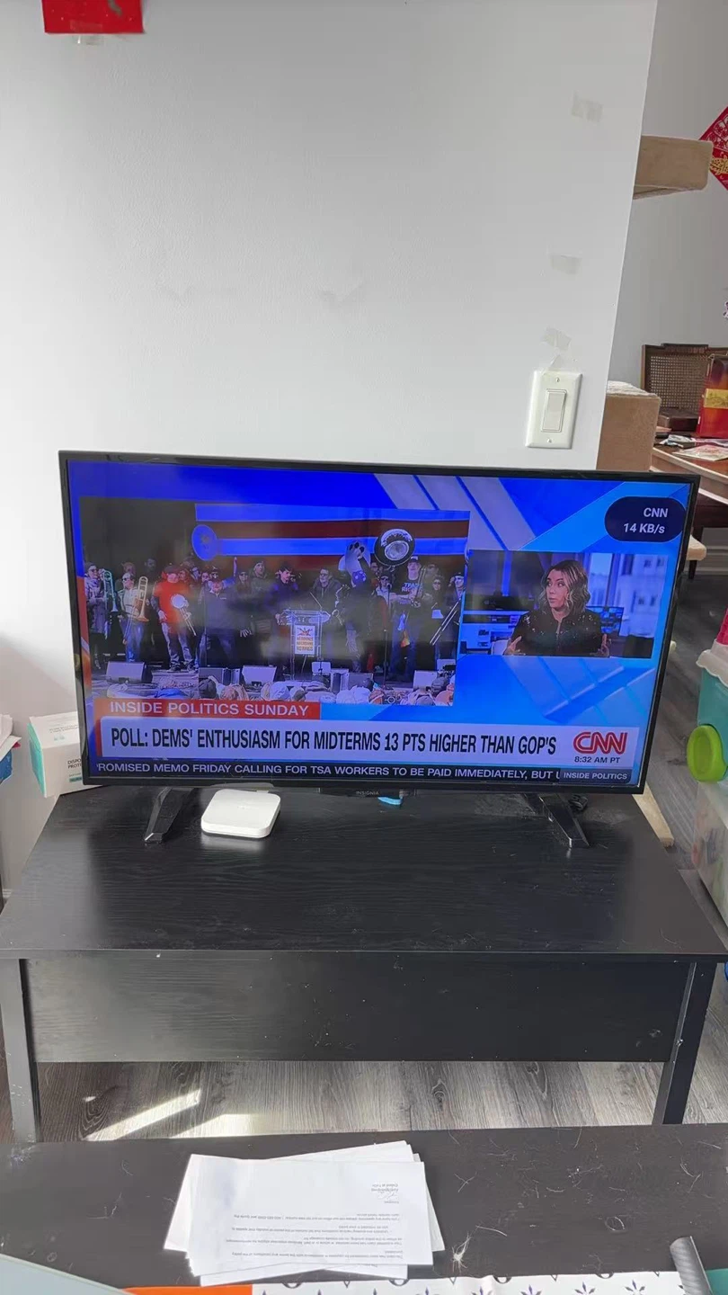Insignia 42" LCD TV