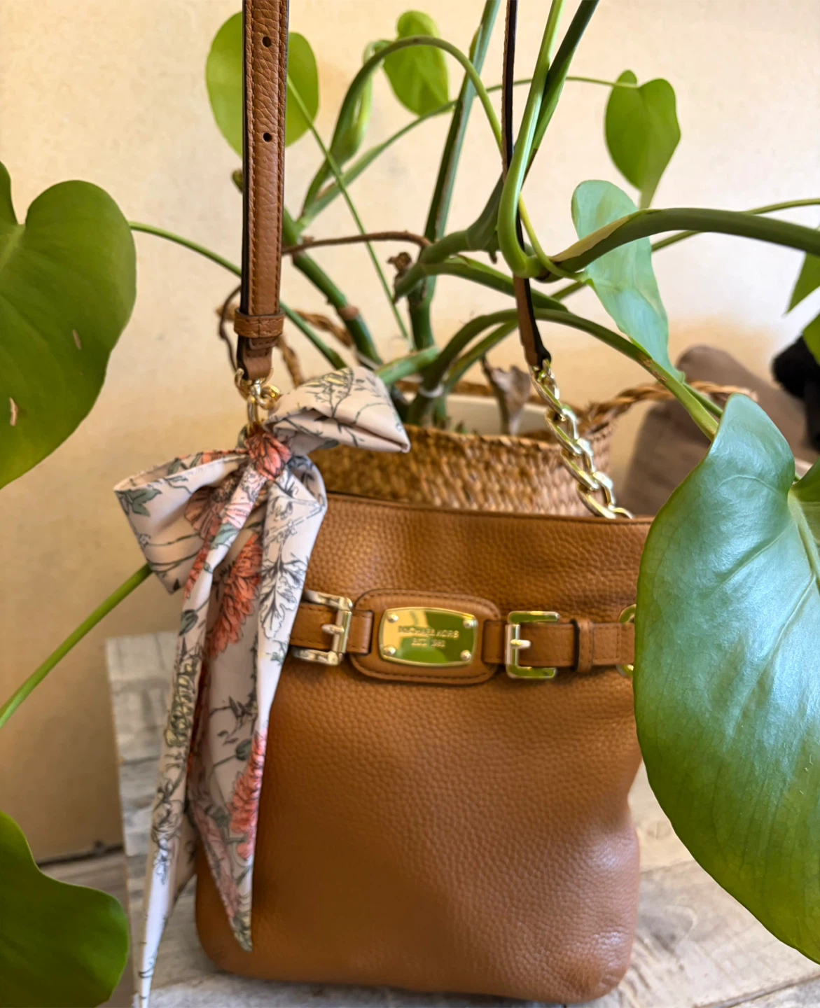 Michael Kors Brown Leather crossbody Bag - photo 3