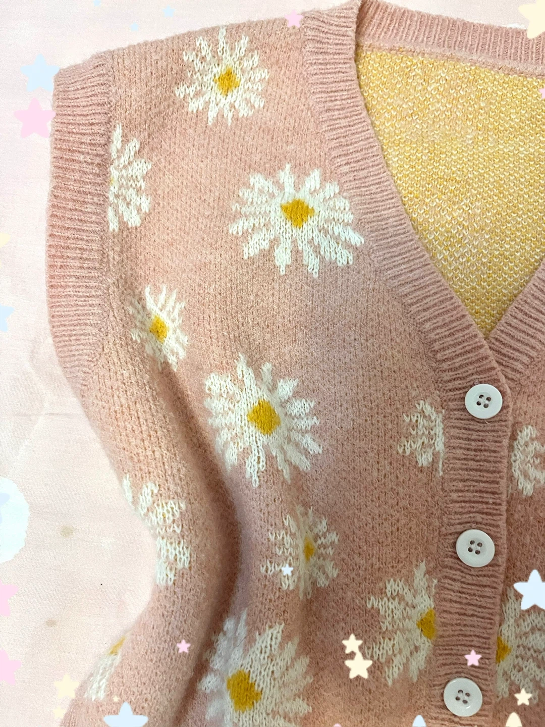 Pink daisy knit vest cardigan - photo 3