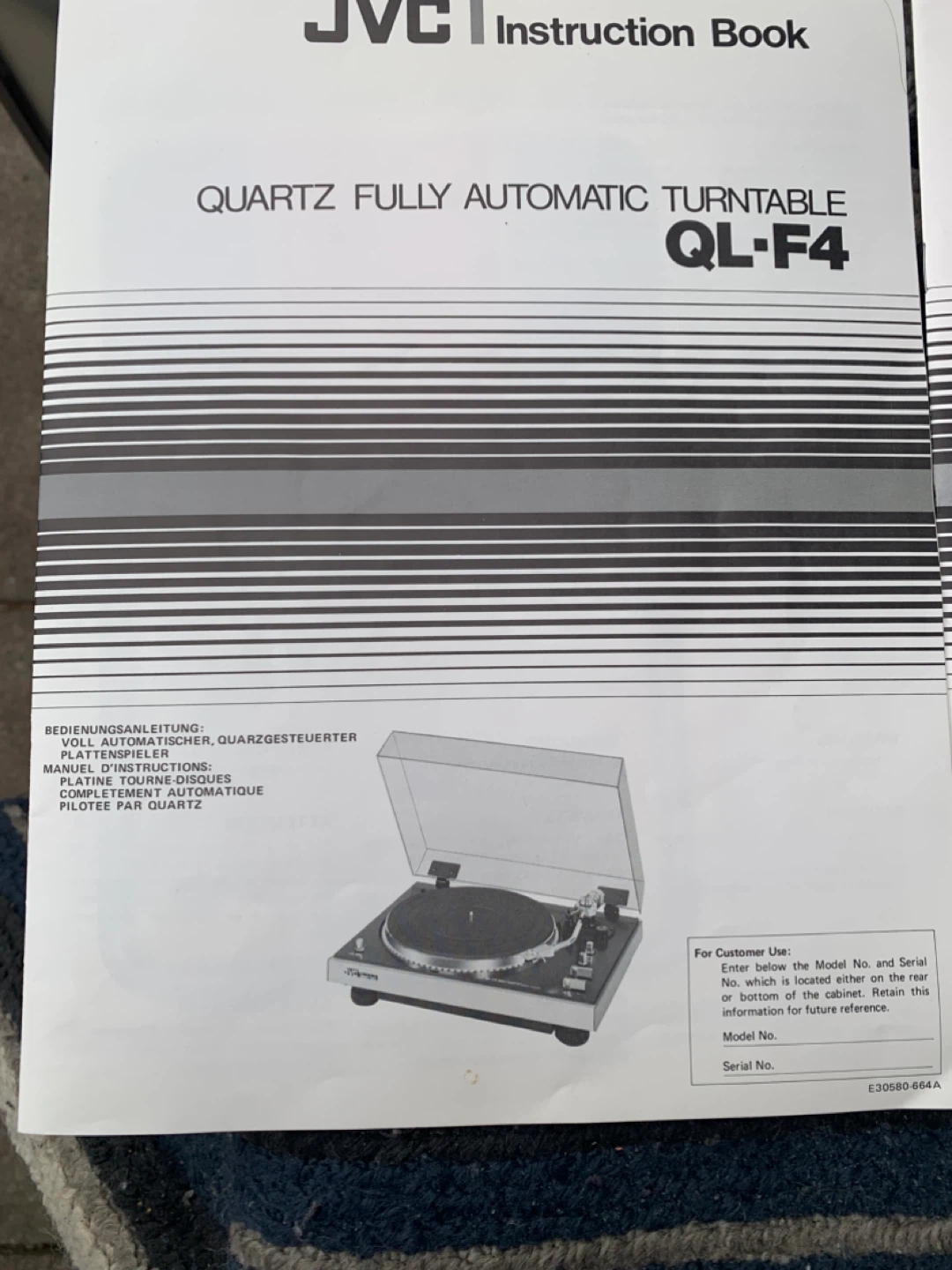 JVC QL-F4 Quartz Fully Automatic Turntable