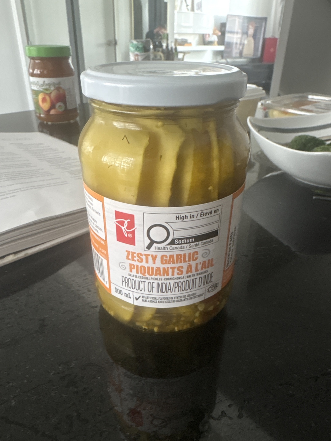 President's Choice Zesty Garlic Dill Pickles 500 mL