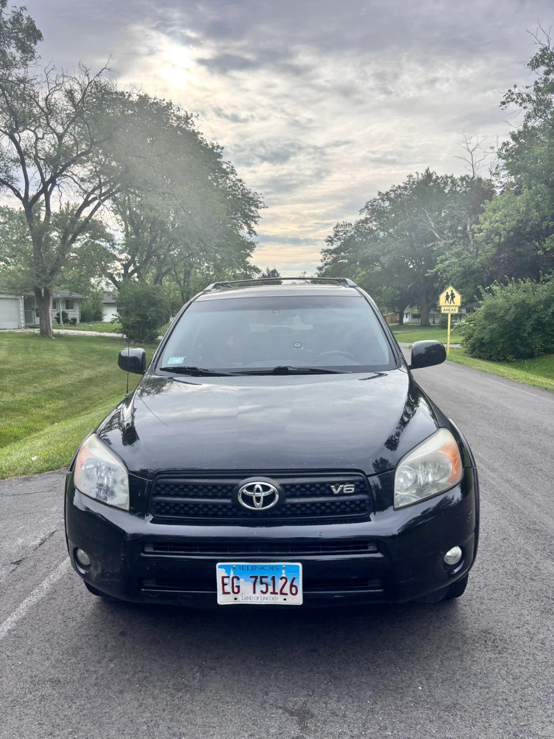 Black Toyota RAV4 V6 Sport SUV - photo 4