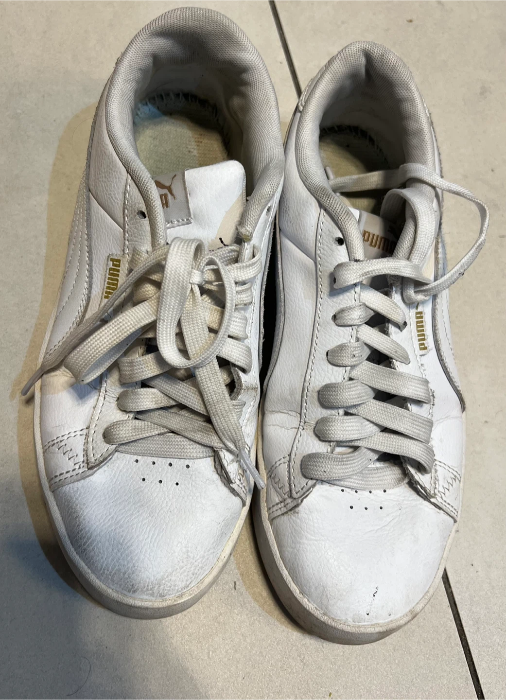 Puma White Sneakers - Women's Size 9 (CA)