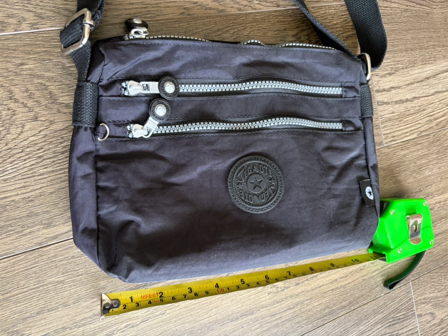 Crossbody Bag in black