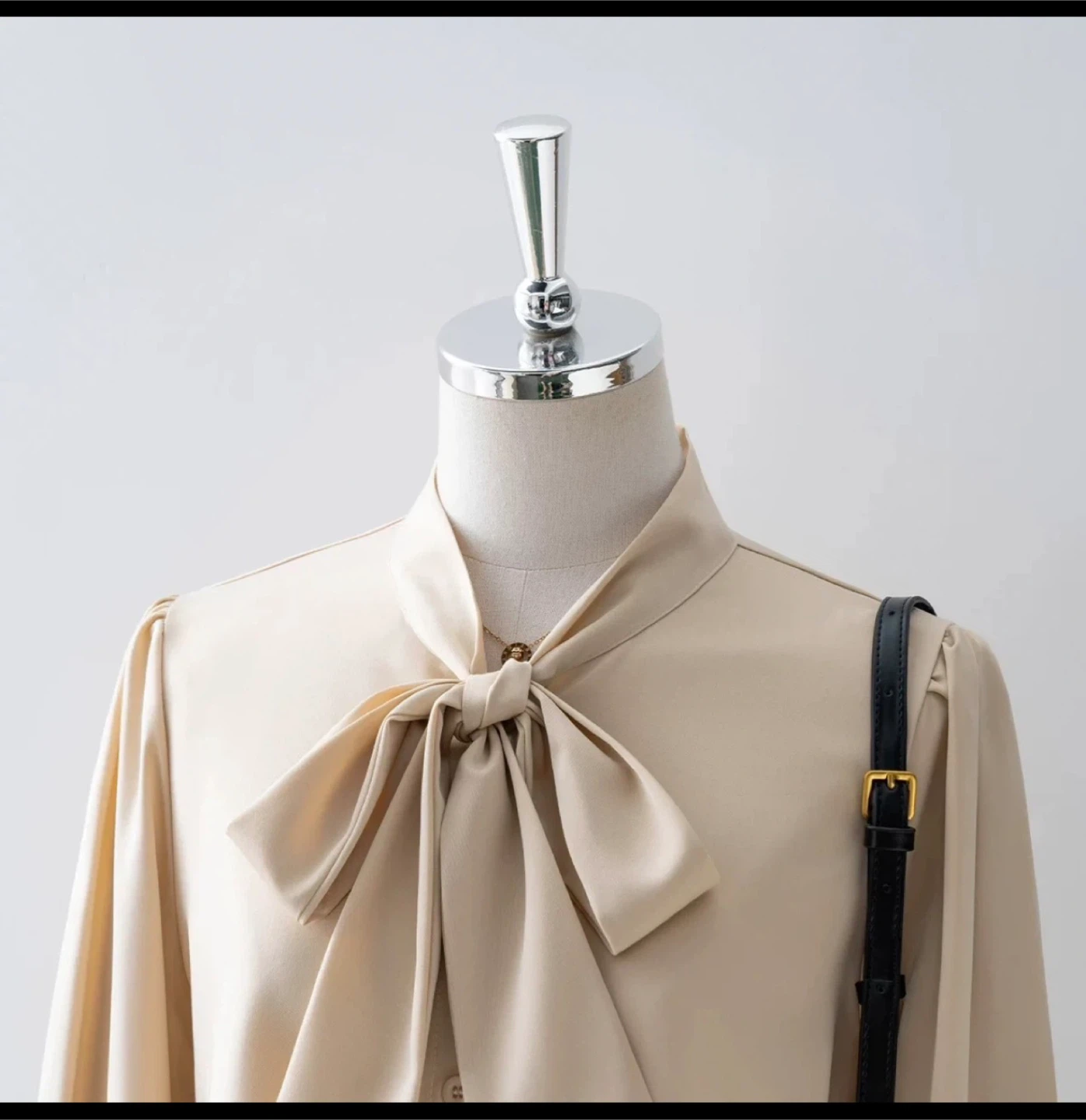 Women's Beige Bow Blouse - photo 2