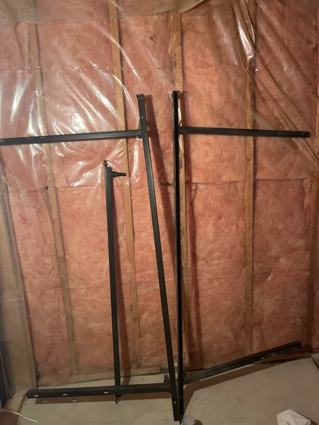Metal bed frame - photo 2