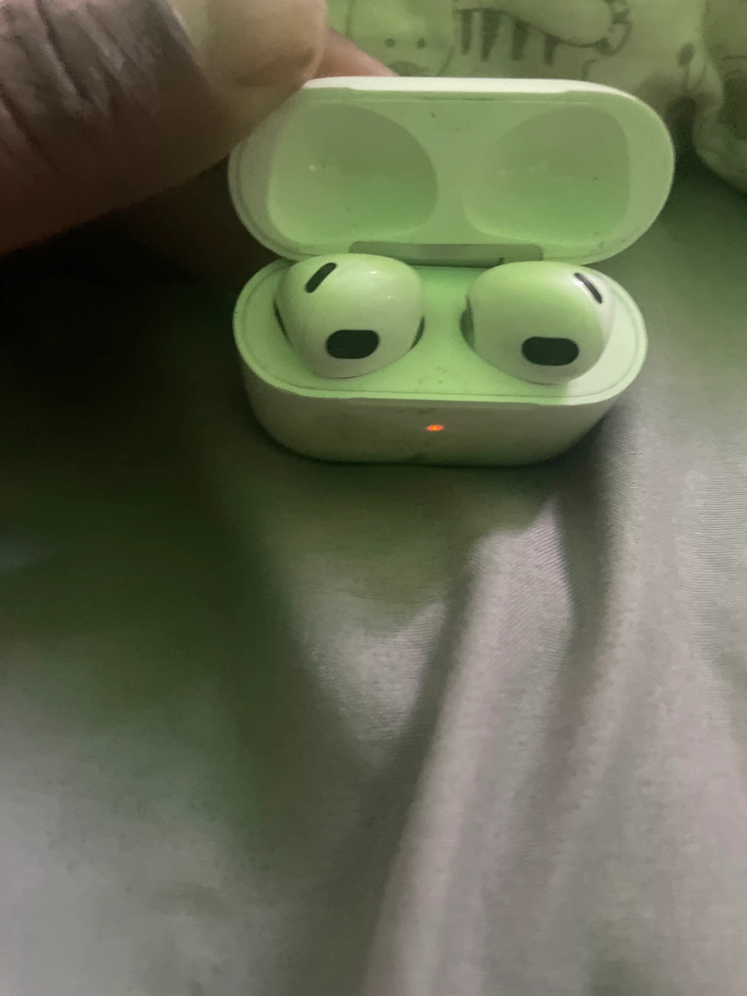 Apple AirPods 3rd Generation Charging Case - photo 3