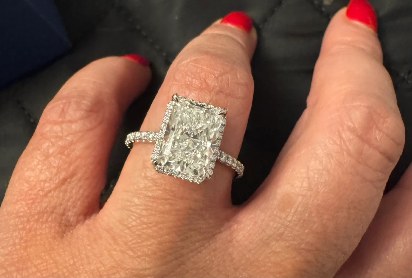 Badgley Mischka 4 1/2 Carat Radiant Cut Diamond Engagement Ring - photo 2