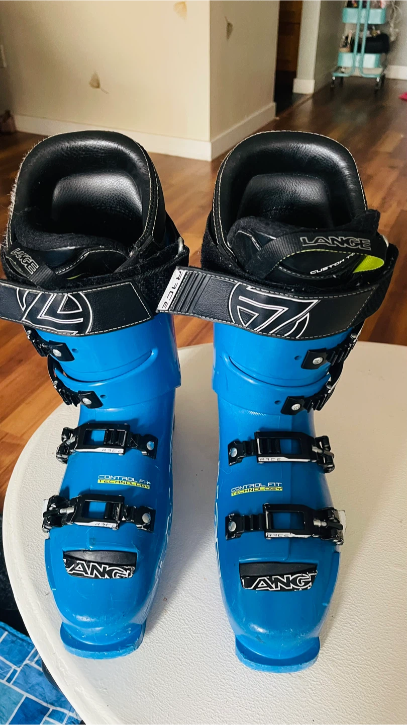 Lange RS 110 Wide Ski Boots - photo 2