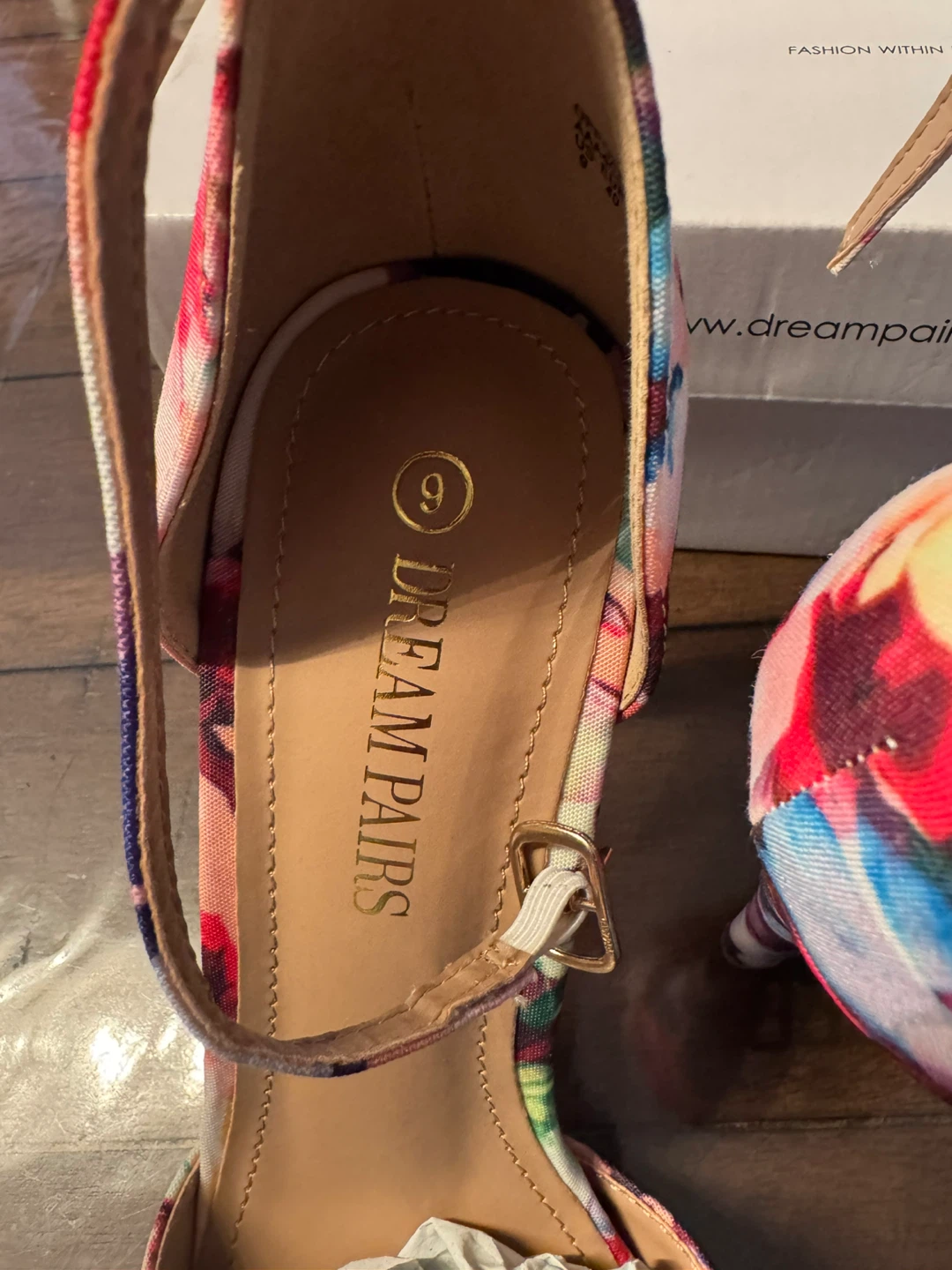 Dream Pairs Women's Floral Print Heels Size 9 - photo 3