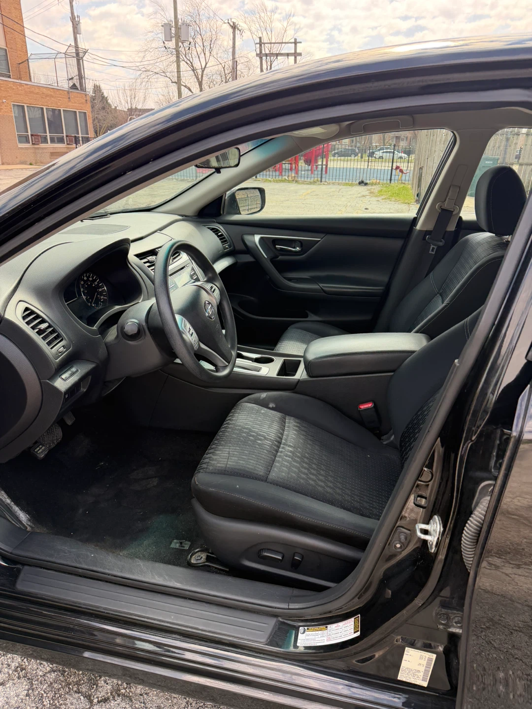 Black 2016  Nissan Altima Sedan - photo 3