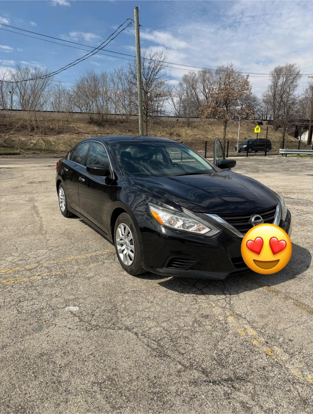 Black 2016  Nissan Altima Sedan