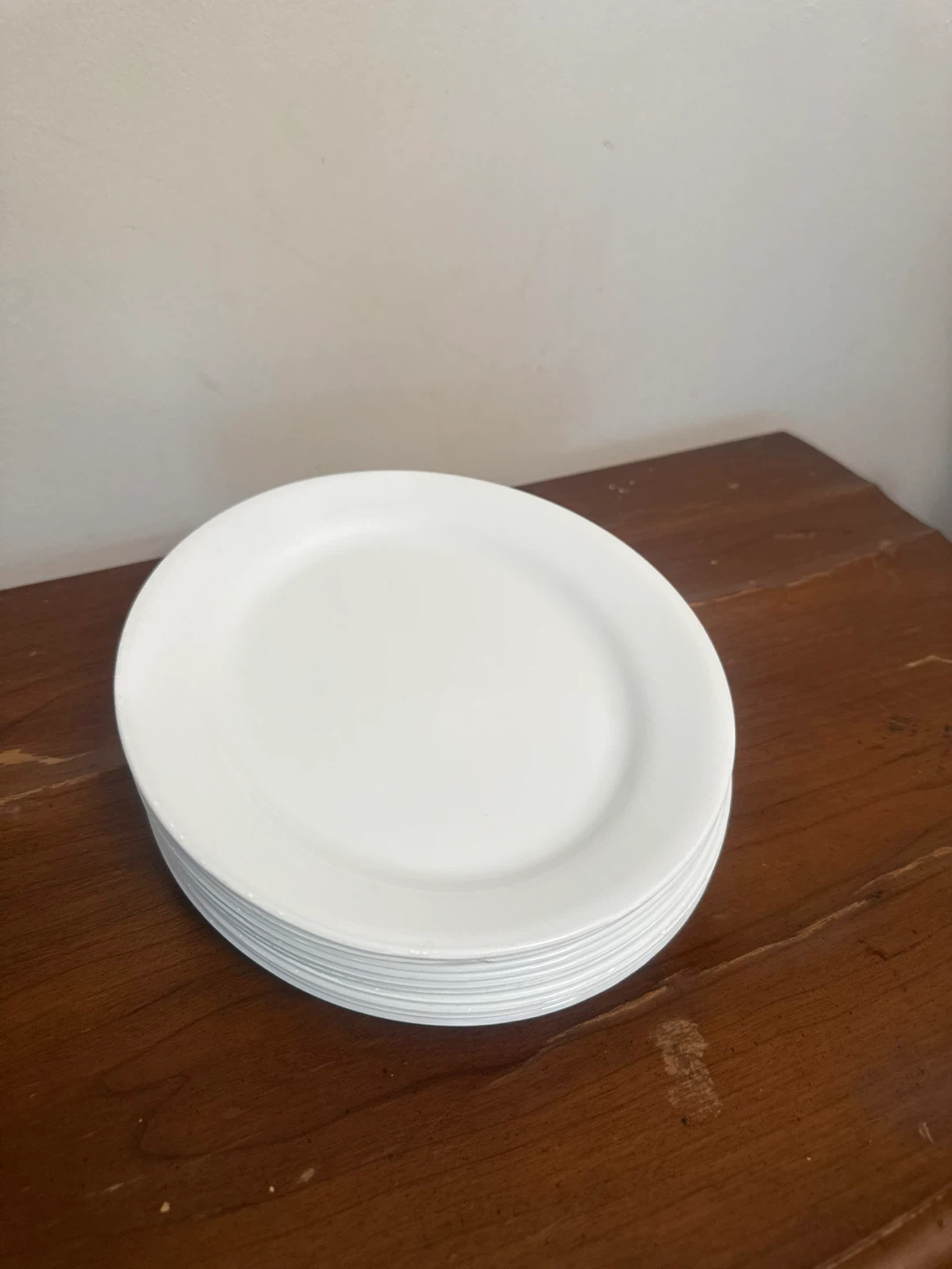 Set of 10 White Dinner Plates