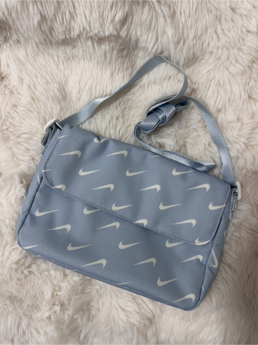 Nike Swoosh Crossbody Bag - photo 2