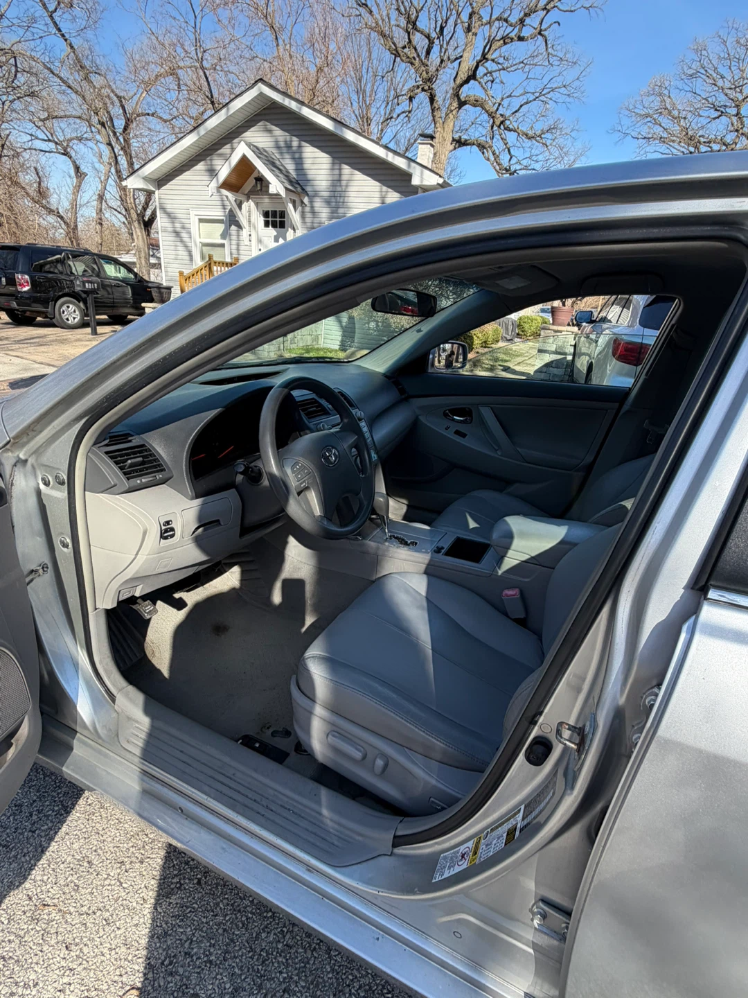 Silver  2008 Toyota Camry Sedan - photo 3