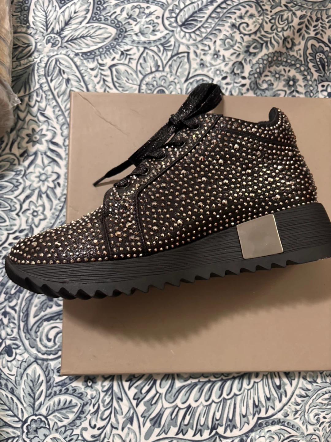 FINDVELL Black Rhinestone Sneakers - photo 2