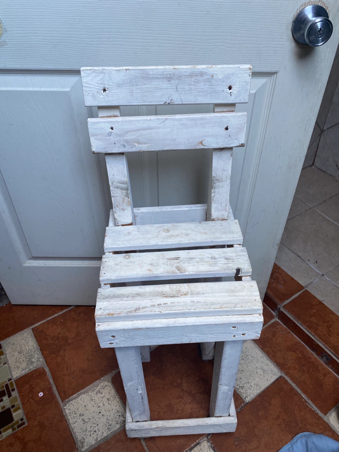 White Wooden Chair/silla de madera blanca 🥕 - photo 2