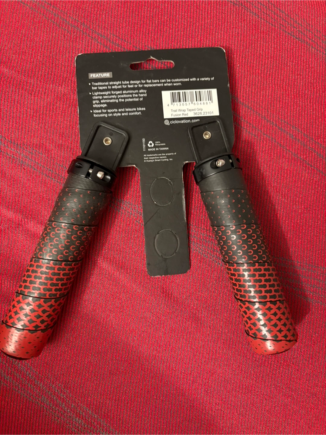 CiclOvation "Trail Grip" Bike Handlebar Grips - Red/Black - photo 2