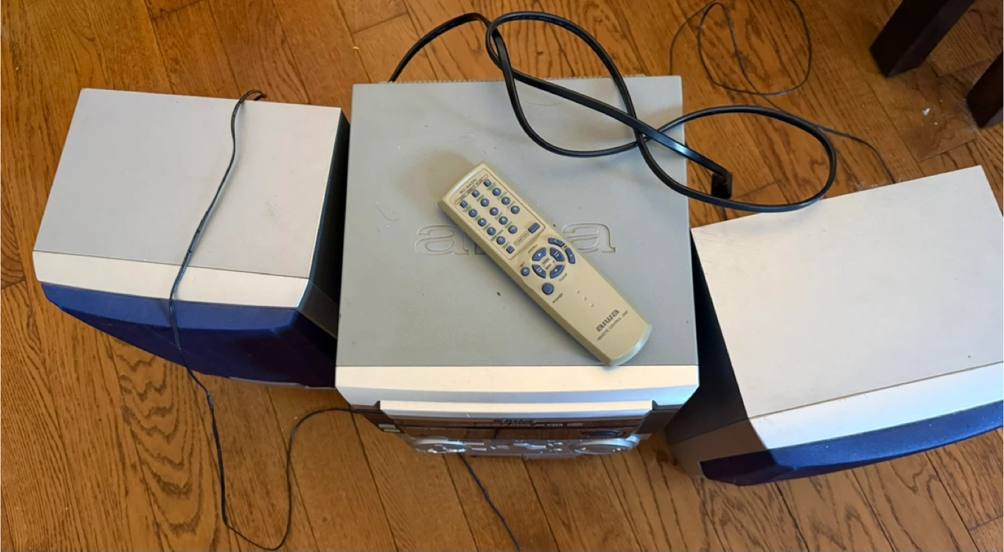 Aiwa NSX-A203 CD Stereo System with Speakers and Remote - photo 4