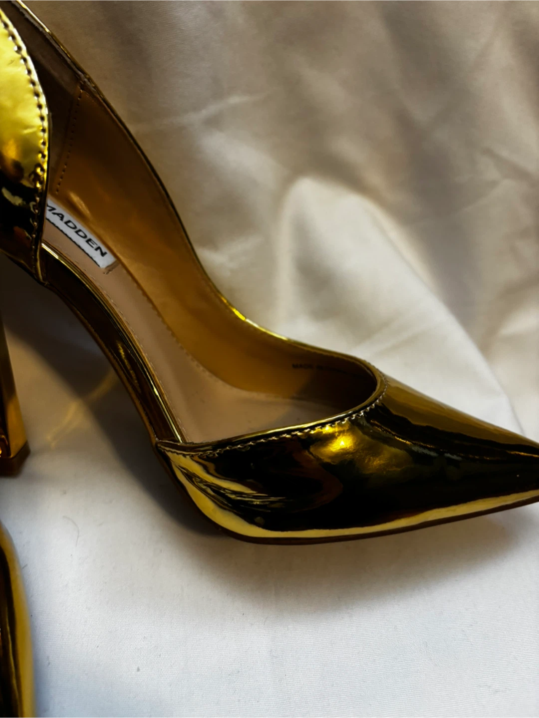 Steve Madden Damzil Women's Metallic Pointed Toe Pumps - photo 4