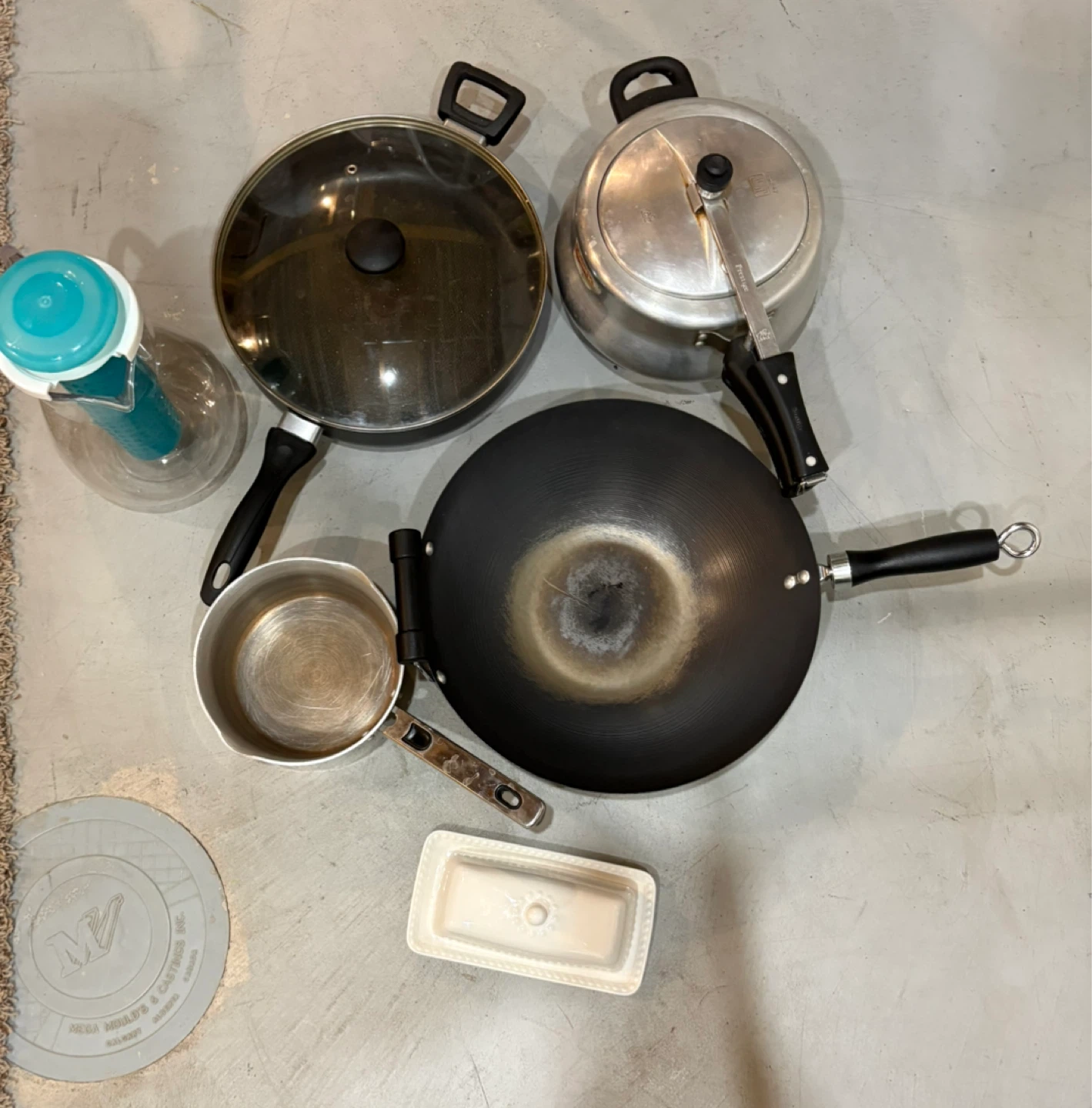 Kitchen Cookware and other items