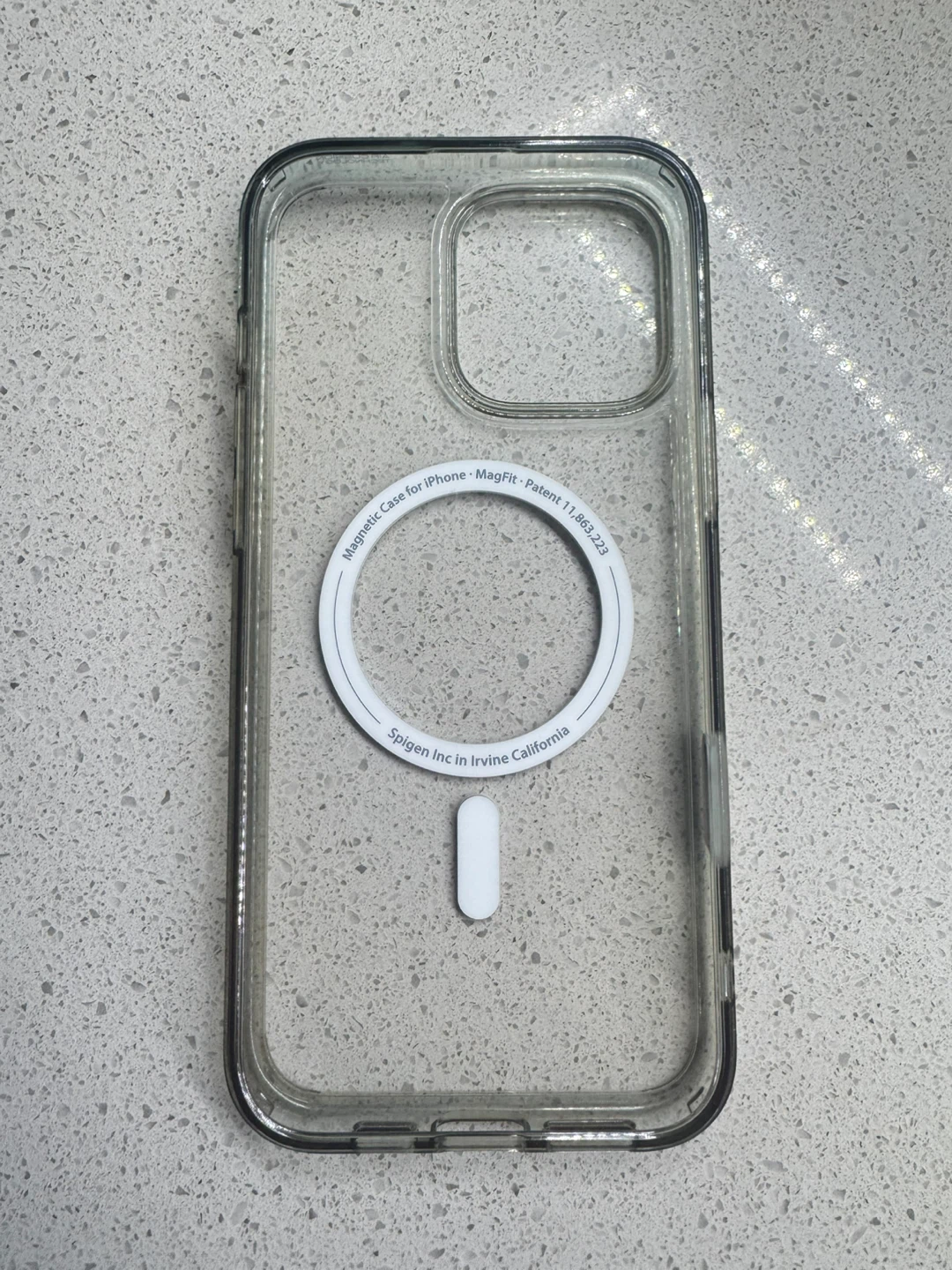 Spigen Magnetic Clear Case for iPhone 16 pro max