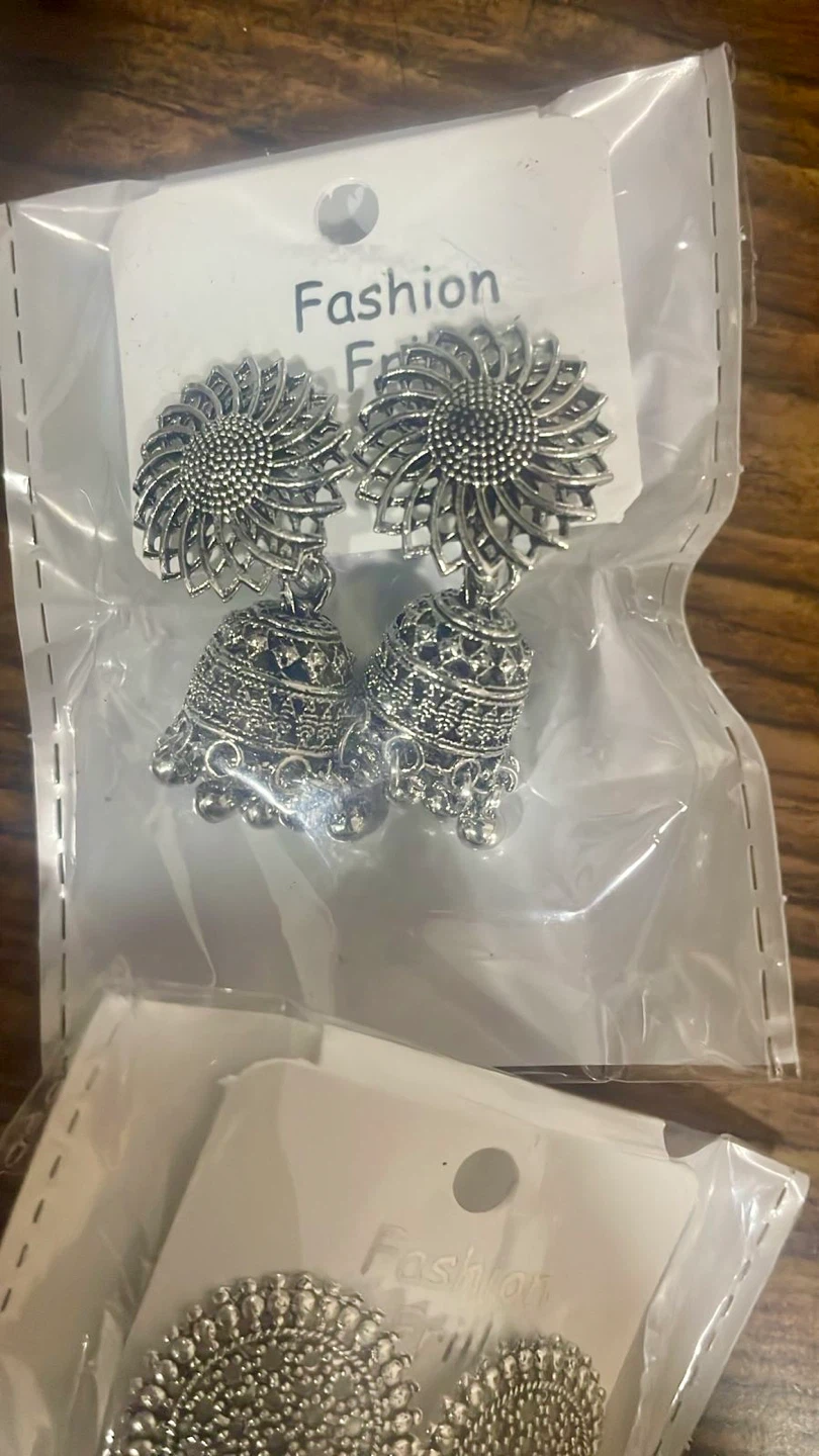 Brand new Fashion Frill Silver Tone Dangle Earrings/ jhumkis - photo 3