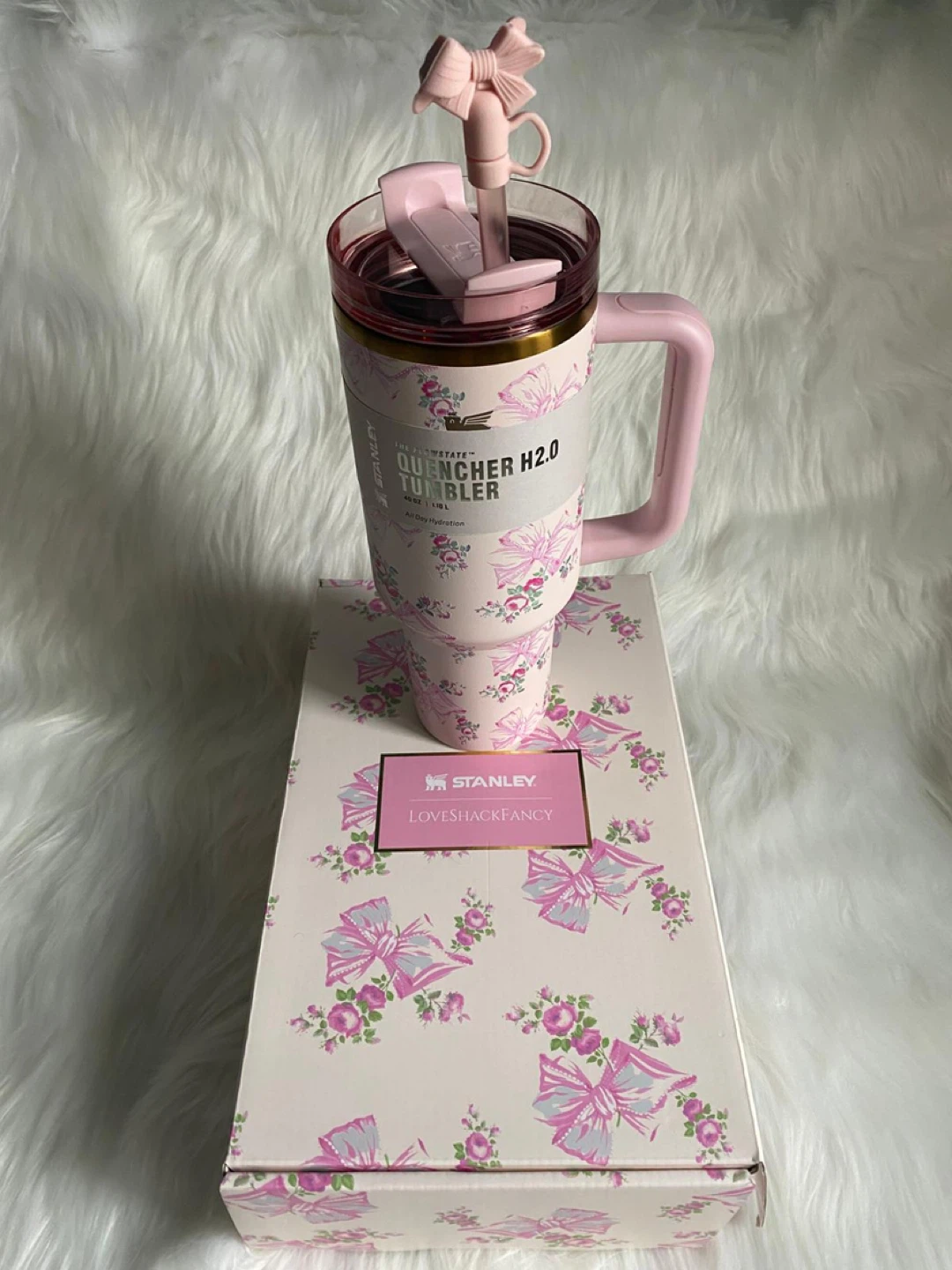 Stanley Quencher H2.0 Tumbler LoveShackFancy Edition - photo 5