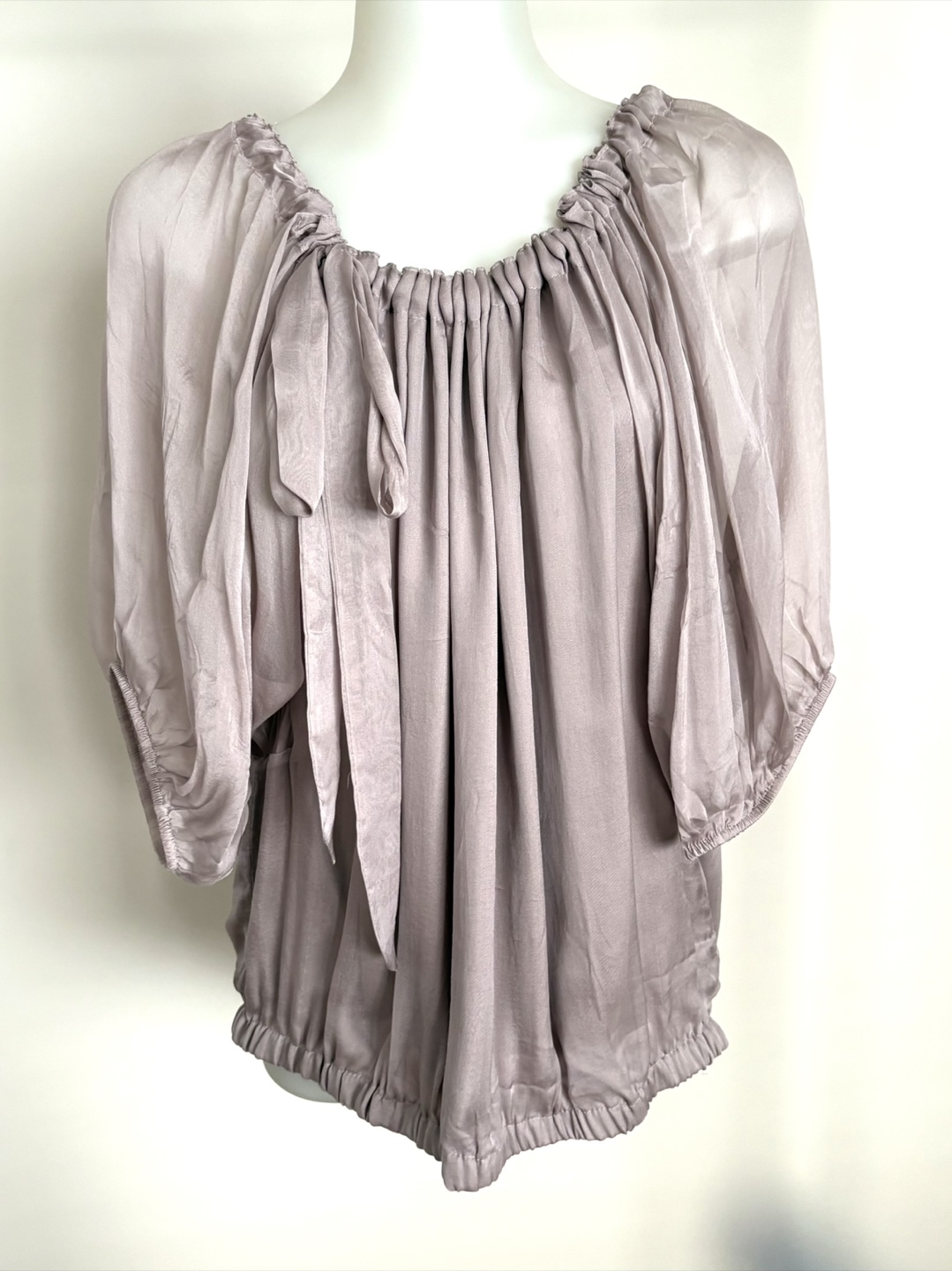 100% Silk Blouse Top - M